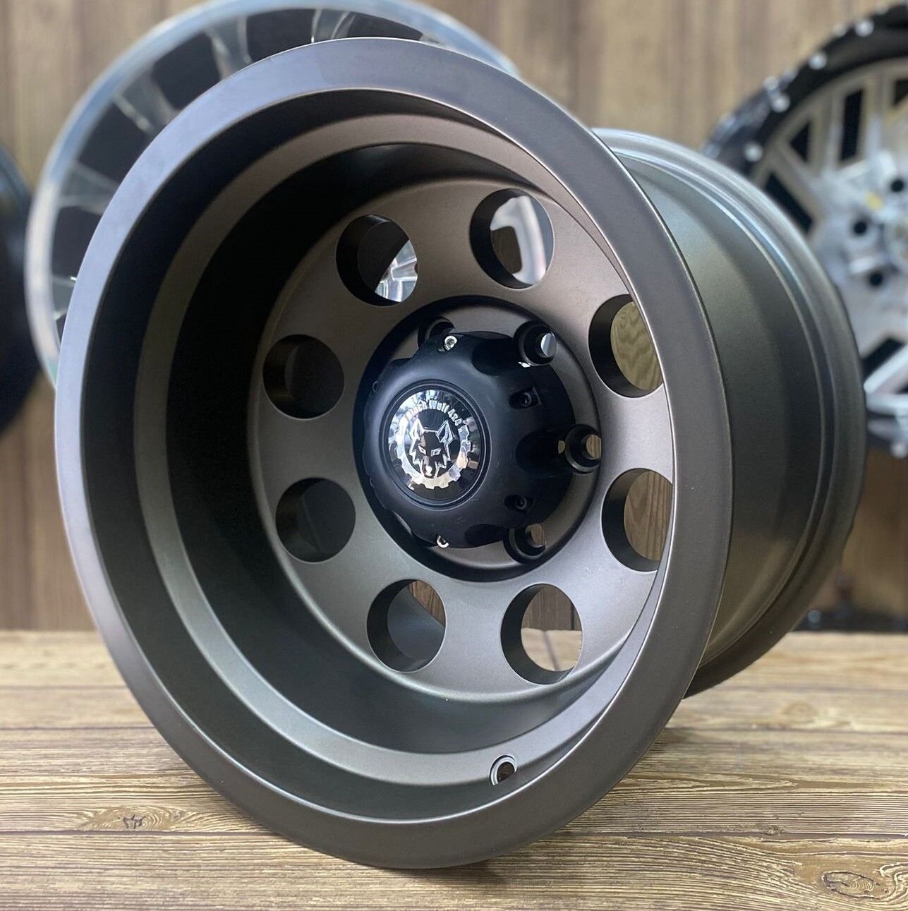 Black Wolf 157 15X10 6X139.7 ET-44 Mat Bronz