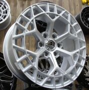 Black Wolf 5672 20X9.0 6X139.7 ET+15 Silver