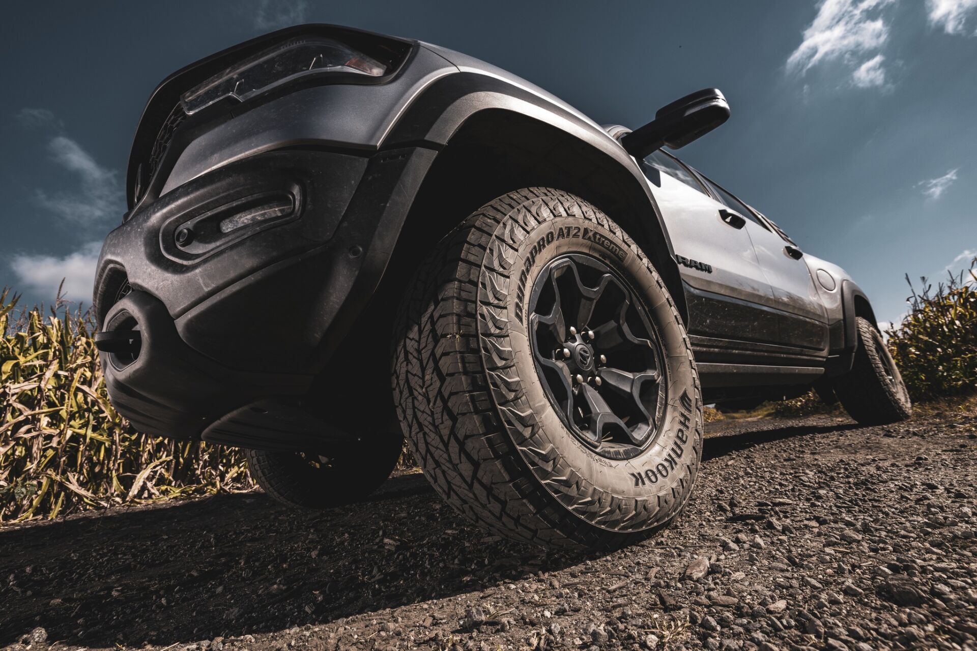 Hankook 235/75R15 104/101S Dynapro AT2 Xtreme RF12